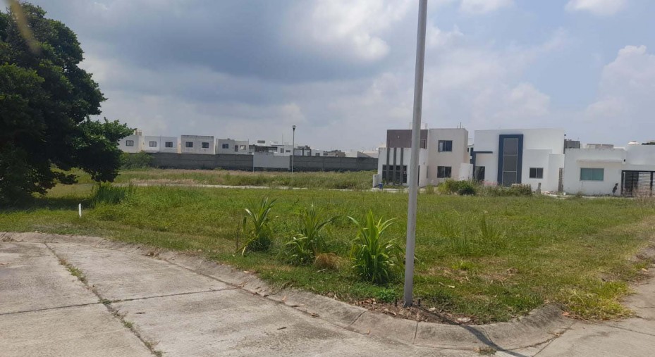 Se vende terreno en Fraccionamiento Real Mandinga Riviera Veracruzana Veracruz