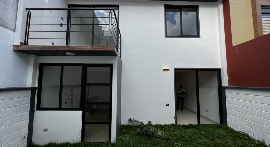 Casa en venta ubicada en Fraccionamiento Villa Montaña en Banderilla, Ver.