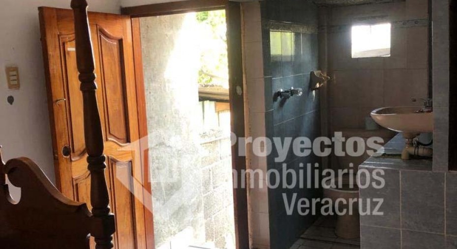 HOTEL EN RENTA CATEMACO CENTRO VERACRUZ A 4 CUADRAS DEL BOULEVARD DE LA LAGUNA DE CATEMACO