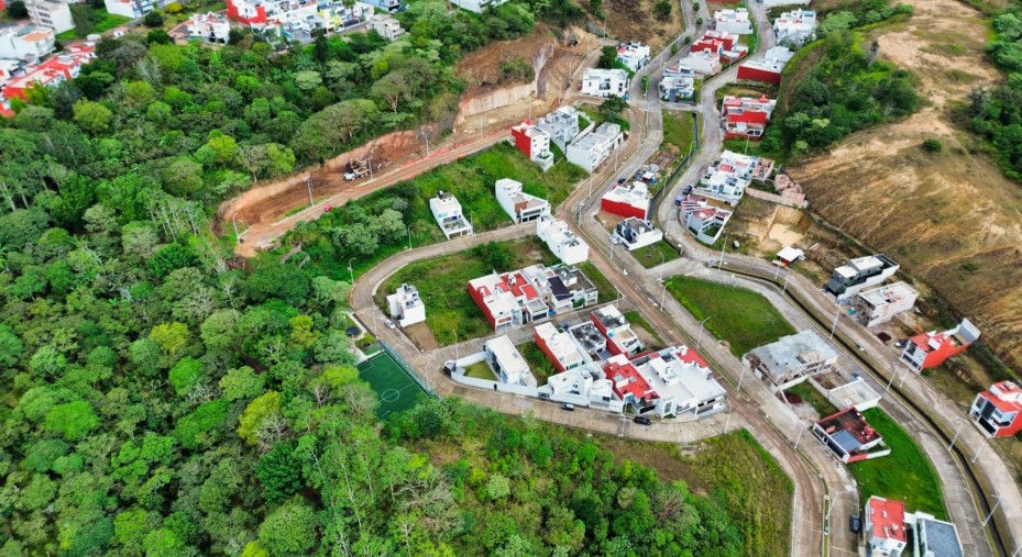 Terreno en Venta en Xalapa Veracruz, ubicado en el Fraccionamiento La Cúspide Residencial