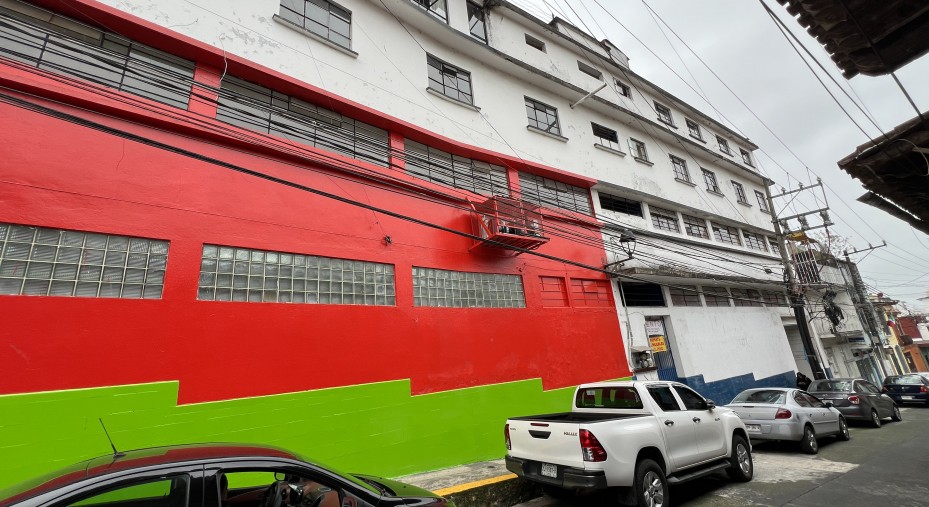 Mezzanine en Renta en Xalapa Veracruz Zona Centro ubicación esquina