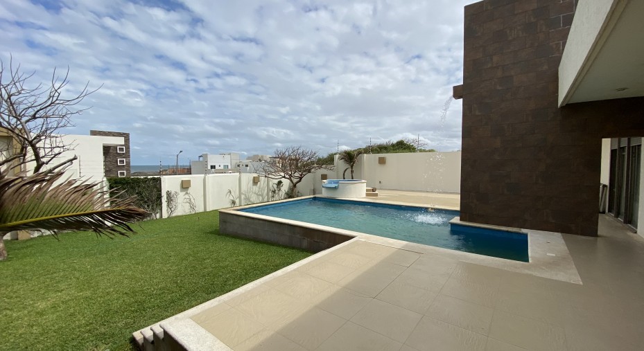 Casa en venta en Playas del Conchal - Residencia de Gran Lujo