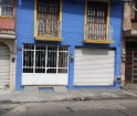Casa con Local en Venta en la Colonia José Cardel.