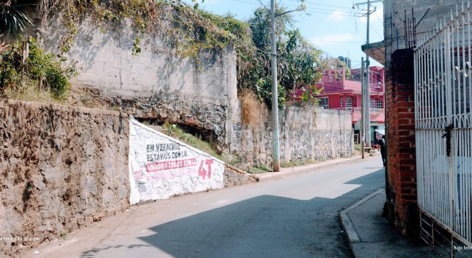 Terreno en venta en colonia Vasconcelos Xalapa ubicación esquina.